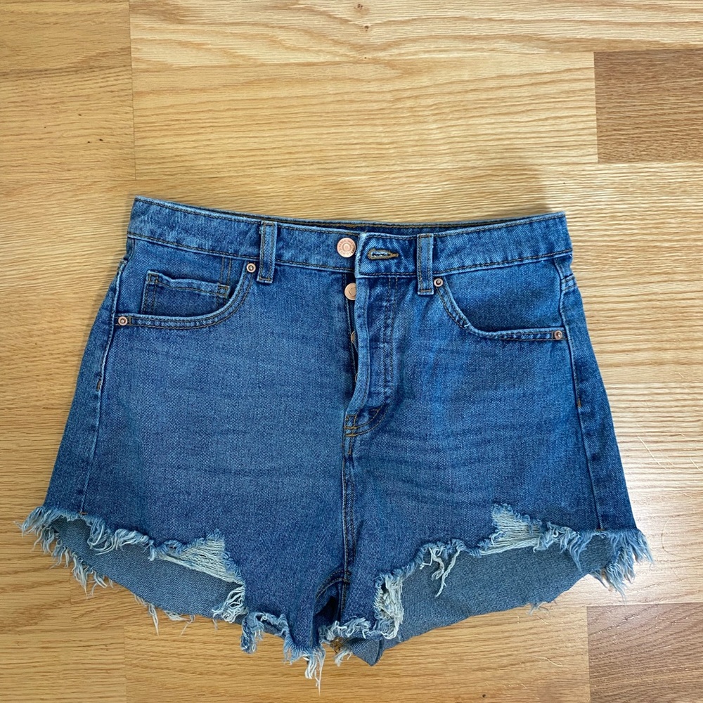 High-rise button fly denim shorts🫶🏼